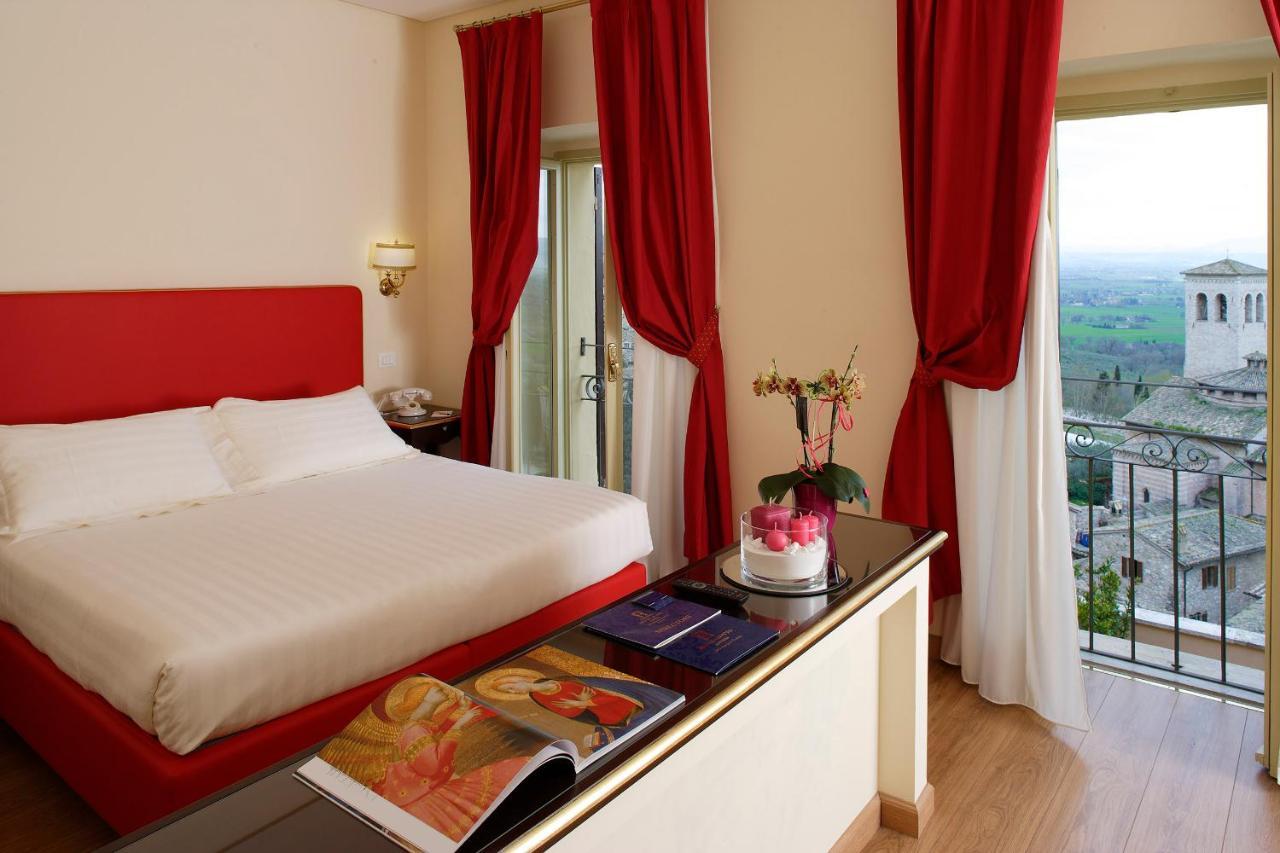 Giotto Hotel & Spa Assisi Bagian luar foto
