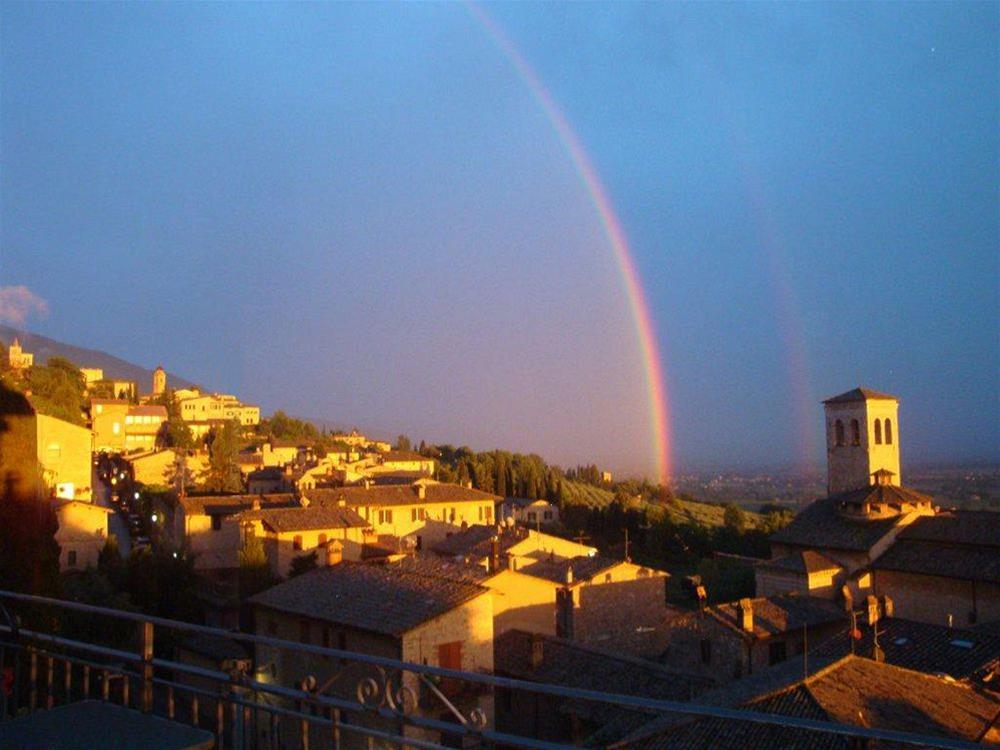 Giotto Hotel & Spa Assisi Bagian luar foto